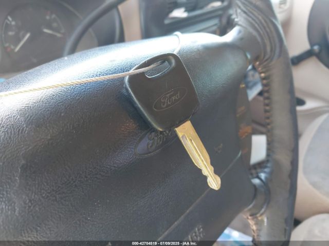 2000 FORD RANGER 1FTYR14V6YPB25902 Photo 10