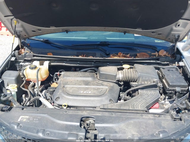 2C4RC1BG5JR120091 Chrysler 2018