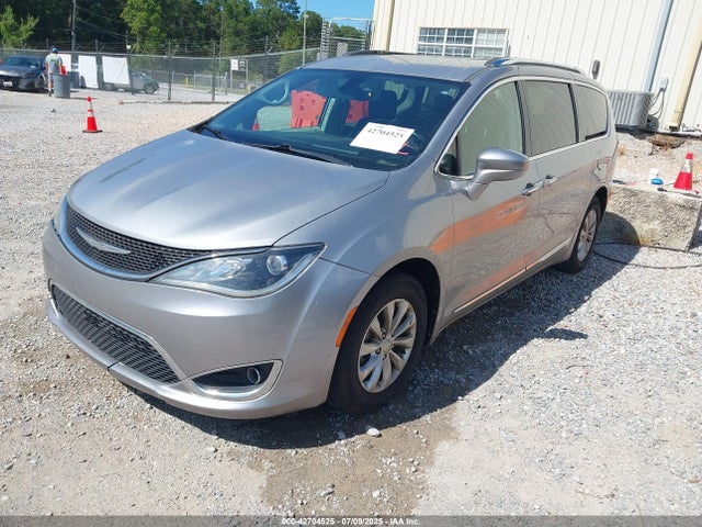 2C4RC1BG5JR120091 Chrysler 2018