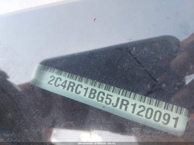 2C4RC1BG5JR120091 Chrysler 2018