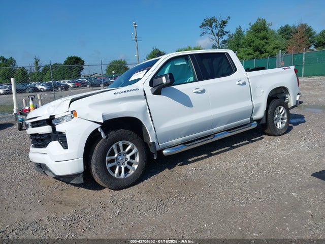42704652 :رقم المزاد ، 3GCUDEED2NG512375 vin ، 2022 Chevrolet Silverado 1500 4wd  Short Bed Rst مزاد بيع