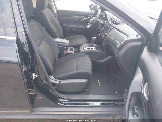 5N1AT2MV7JC818625 Nissan Rogue