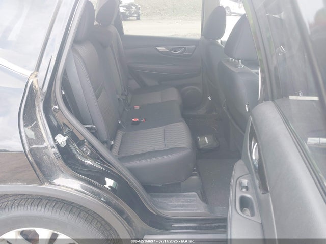 5N1AT2MV7JC818625 Nissan Rogue