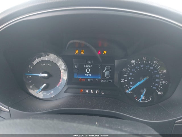 42704714 :رقم المزاد ، 3FA6P0H78HR383372 vin ، 2017 Ford Fusion Se مزاد بيع