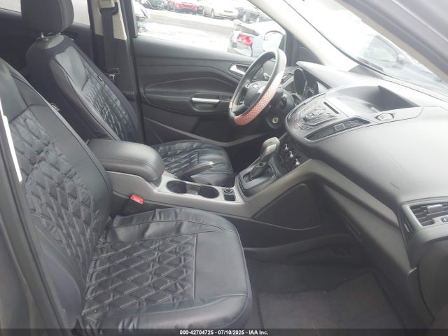 1FMCU0GXXEUC31049 Ford Escape