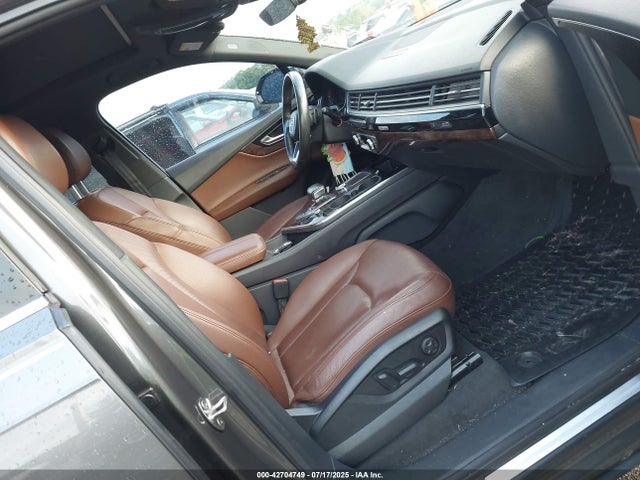 2018 AUDI Q7 WA1LAAF76JD034274 Photo 4