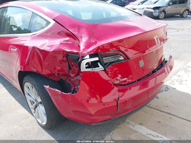 Tesla 2018 2018 5YJ3E1EB8JF065809 Image 11