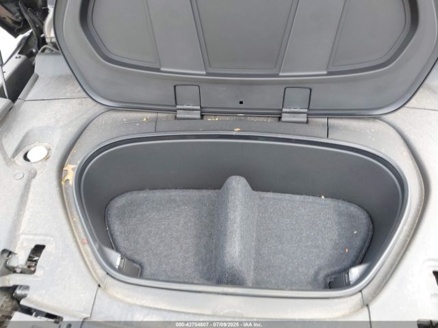 2023 VOLVO C40 RECHARGE PURE ELECTRIC YV4ED3GM3P2038449 Photo 9