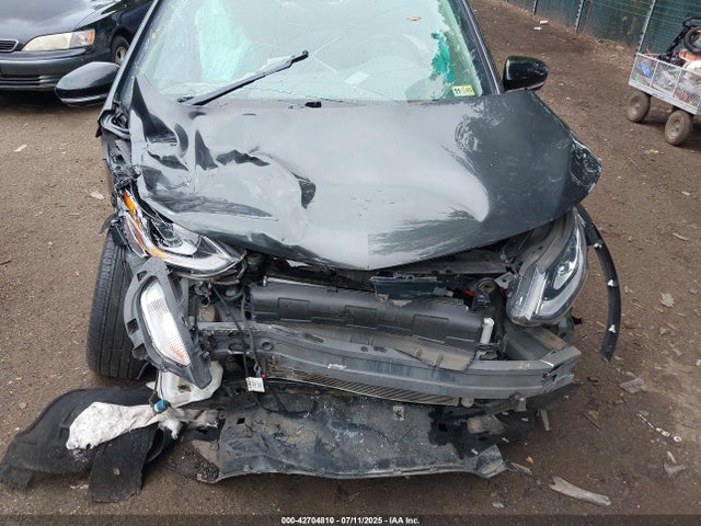 1G1FZ6S05K4102155 Chevrolet 2019