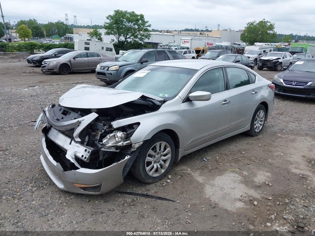 1N4AL3AP7FN328459 Nissan 2015