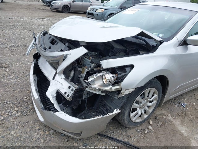 1N4AL3AP7FN328459 Nissan 2015