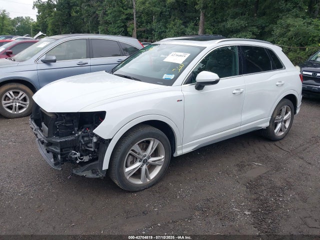 2022 AUDI Q3 WA1DECF32N1006979 Photo 1