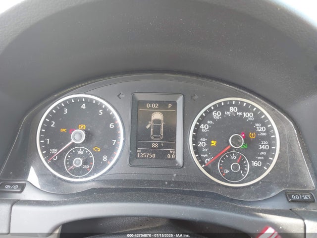 WVGAV7AX0GW069042 Volkswagen 2016