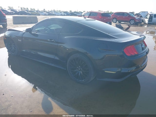Продаж на аукціоні авто 2018 Ford Mustang Gt Premium, vin: 1FA6P8CF7J5127830, номер лоту: 42704890