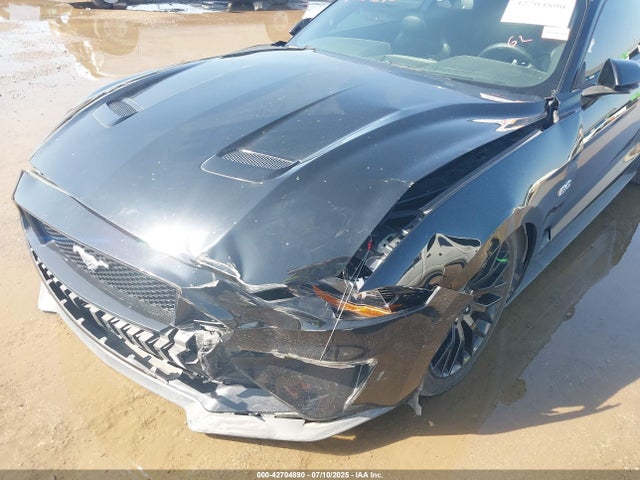 Продаж на аукціоні авто 2018 Ford Mustang Gt Premium, vin: 1FA6P8CF7J5127830, номер лоту: 42704890