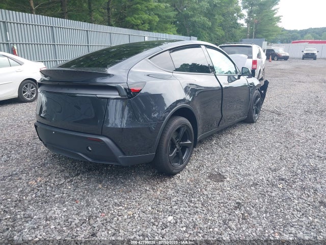 2026 TESLA MODEL Y 7SAYGDED1TF376975 Photo 3