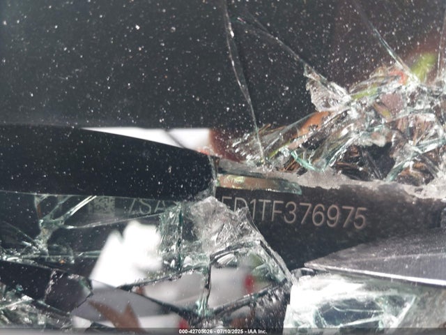 2026 TESLA MODEL Y 7SAYGDED1TF376975 Photo 8