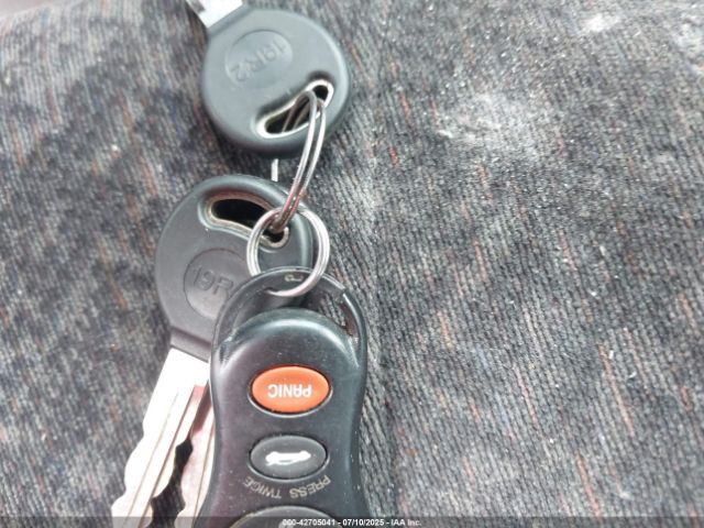 2000 CHRYSLER CONCORDE 2C3HD46R4YH208317 Photo 10