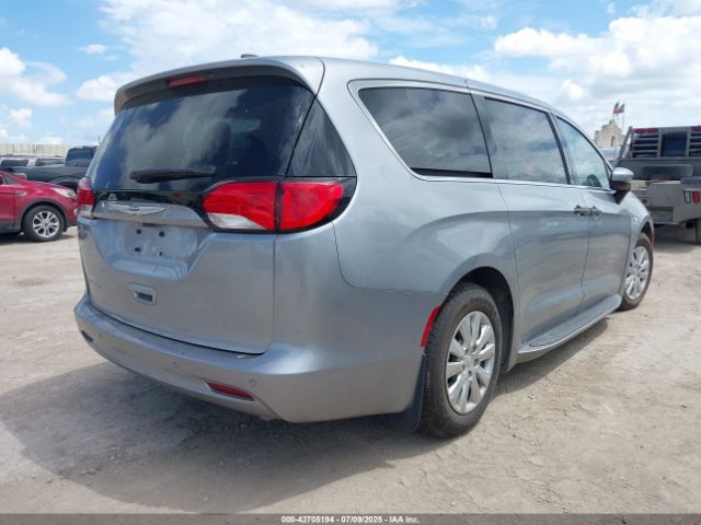2020 CHRYSLER VOYAGER 2C4RC1AG7LR243377 Photo 3