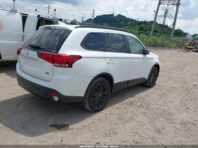 2020 MITSUBISHI OUTLANDER JA4AZ3A35LZ045983 Photo 3