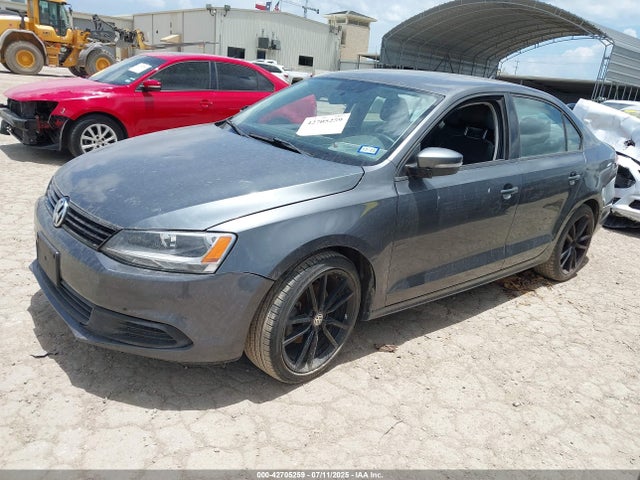 3VWD17AJXEM249213 Volkswagen Jetta