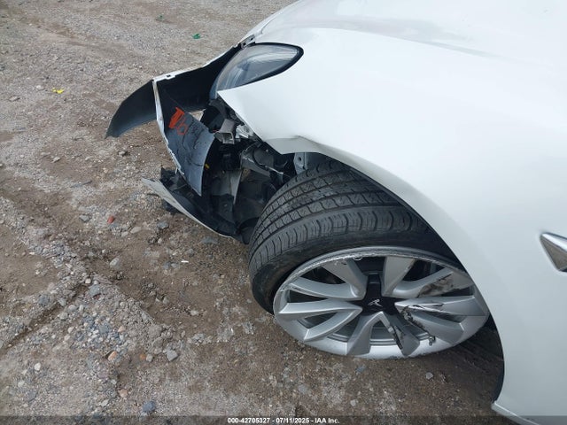 2020 TESLA MODEL 3 5YJ3E1EA0LF785650 Photo 5