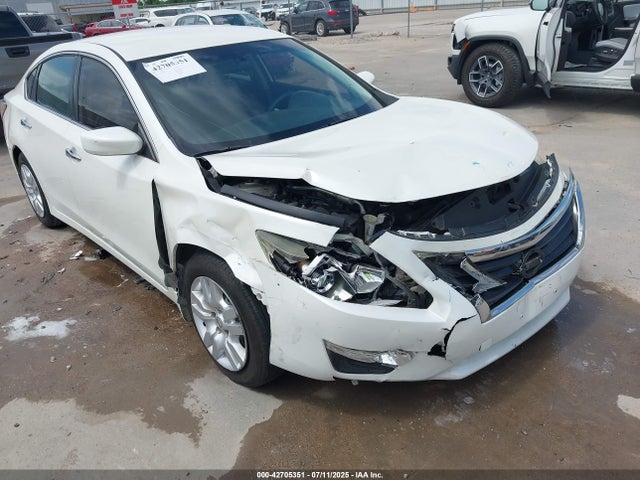 1N4AL3AP0FC483978 Nissan 2015