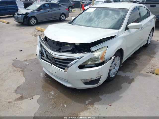 1N4AL3AP0FC483978 Nissan 2015