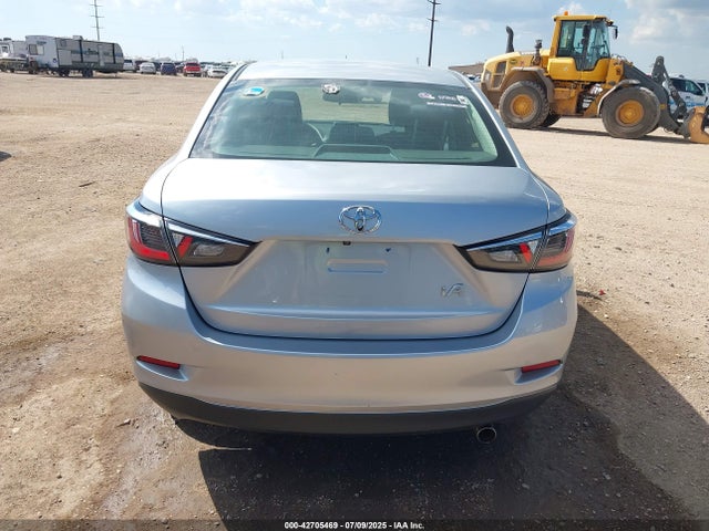 3MYDLBYV6HY165493 Toyota p5v