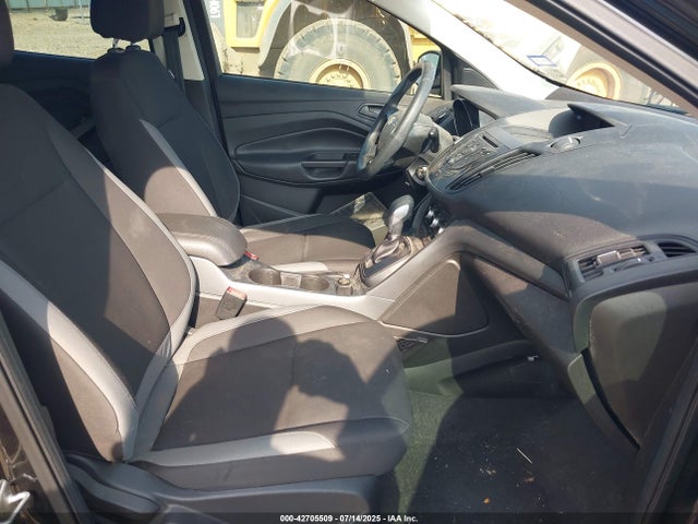 1FMCU0F73FUA79425 Ford 2015