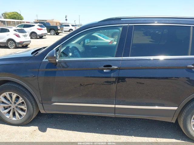 Volkswagen 2018 2018 3VV3B7AX3JM118975 Image 14