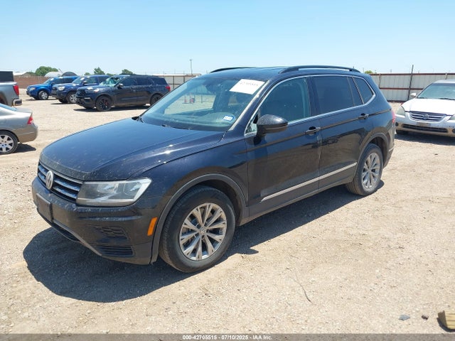 Volkswagen 2018 2018 3VV3B7AX3JM118975 Image 2