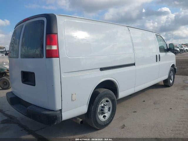 1GCWGGCF0F1184129 Chevrolet l20