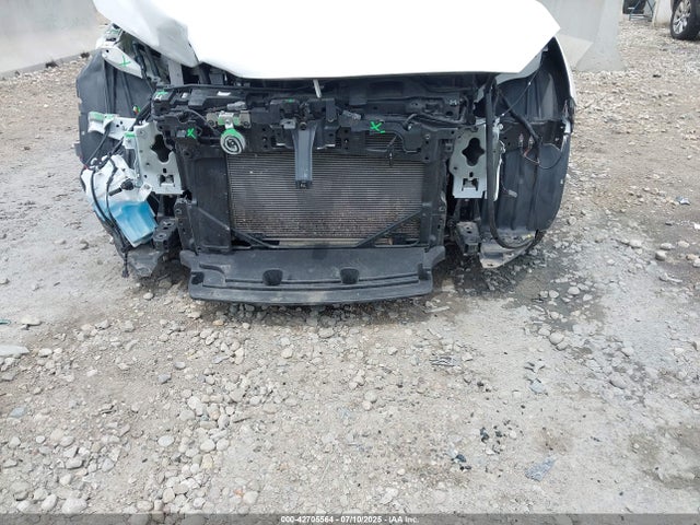 3MYDLBJV8LY706708 Toyota p5v