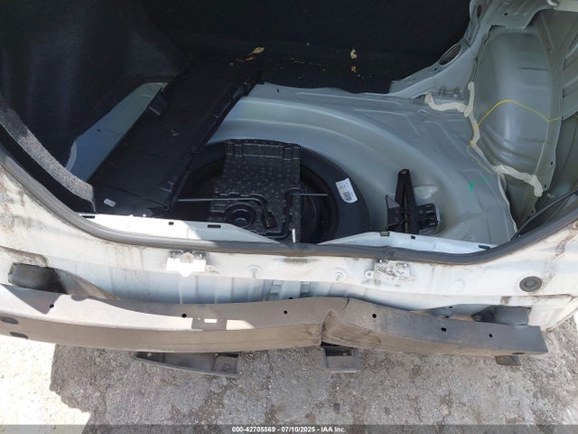2T1BURHE4JC045631 Toyota 2zr-fe