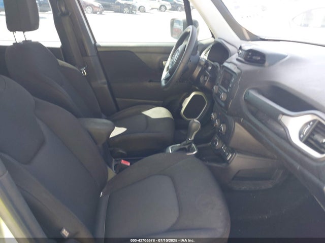 ZACCJBAB7JPH88857 Jeep 2018