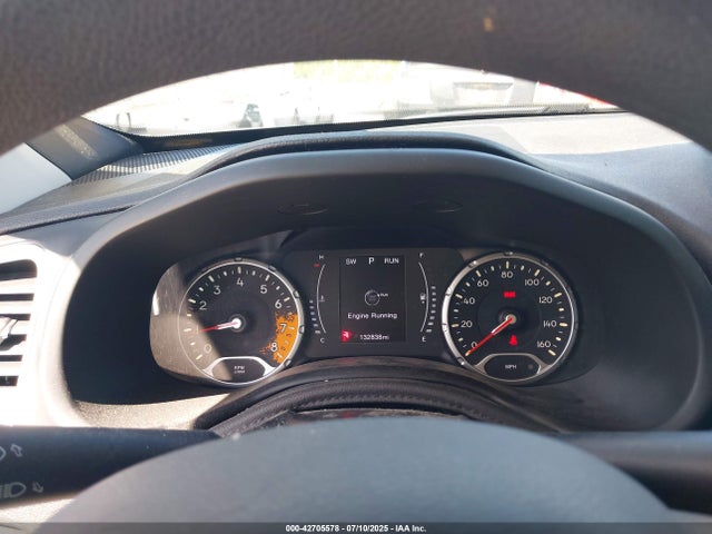 ZACCJBAB7JPH88857 Jeep 2018