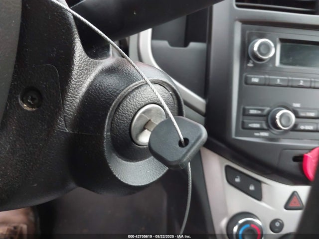 Chevrolet luw 2015 1G1JA6SH8F4159267 Image 11