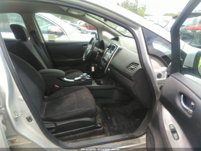 2015 NISSAN LEAF 1N4AZ0CP9FC335211 Photo 4
