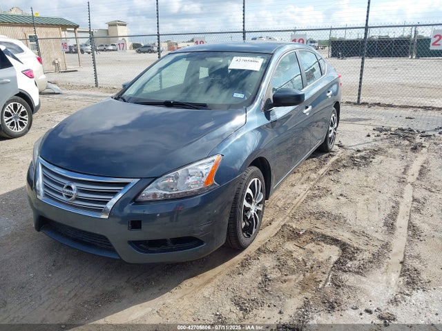 Nissan Sentra 2014 3N1AB7AP8EL681640 Image 2