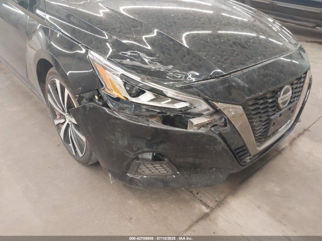 1N4BL4CV9KC207329 Nissan 2019