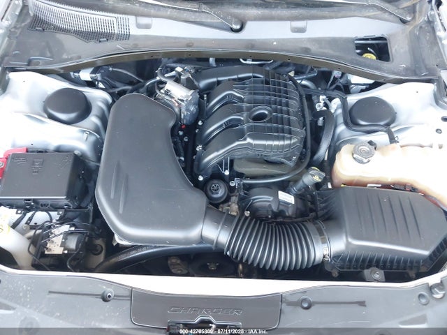 Dodge 2022 2022 2C3CDXHG2NH227645 Image 10