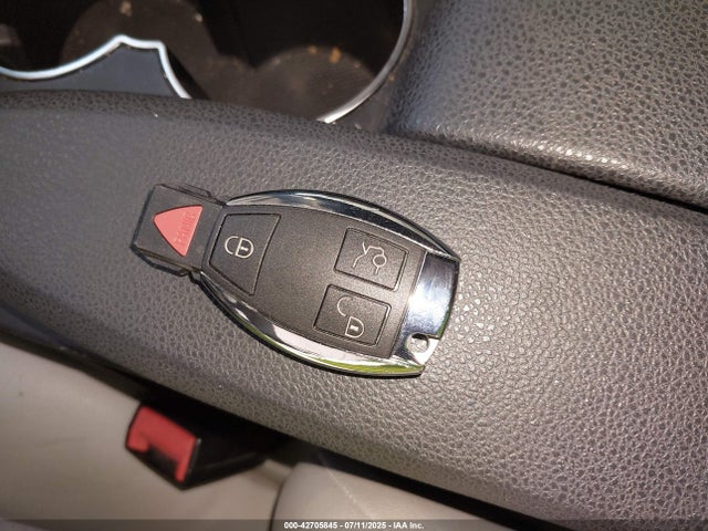 WDDGF5HB7EA906492 Mercedes-Benz 2014