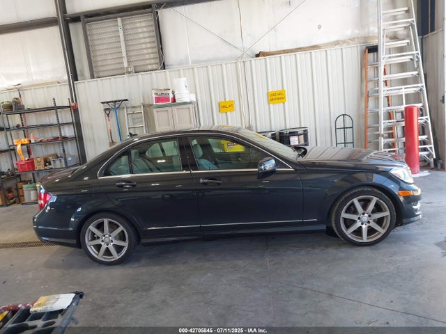 WDDGF5HB7EA906492 Mercedes-Benz 2014