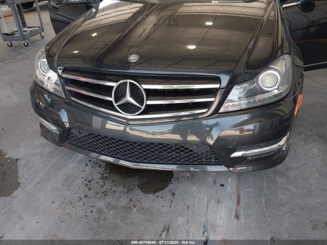 WDDGF5HB7EA906492 Mercedes-Benz 2014