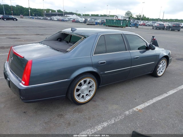 2011 CADILLAC DTS 1G6KA5E6XBU122525 Photo 3