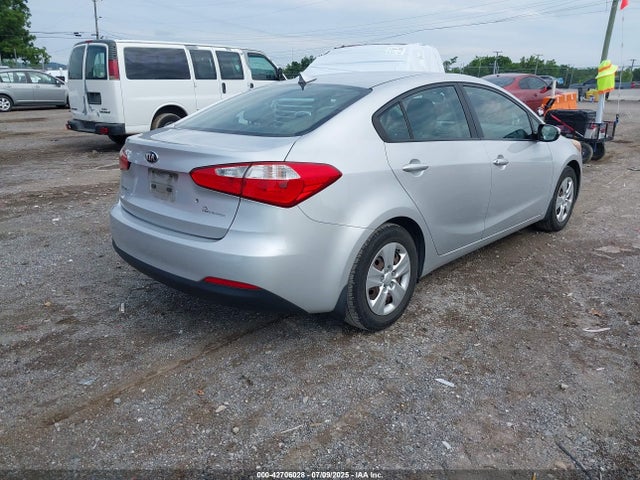KIA dohc mpi nu 2015 KNAFK4A69F5340335 Image 4