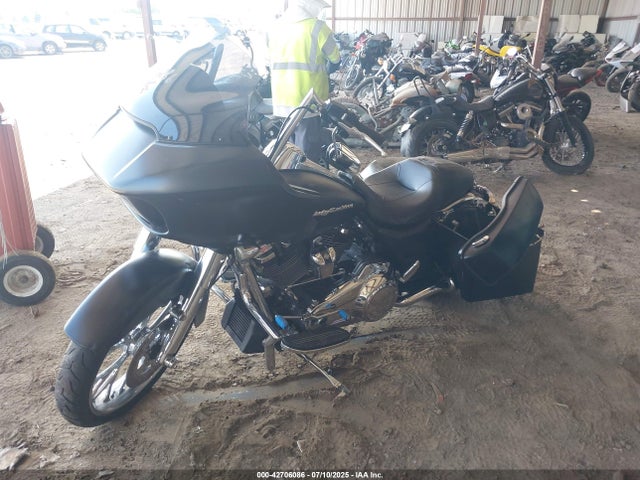 1HD1KTC1XHB632331 Harley-Davidson 2017