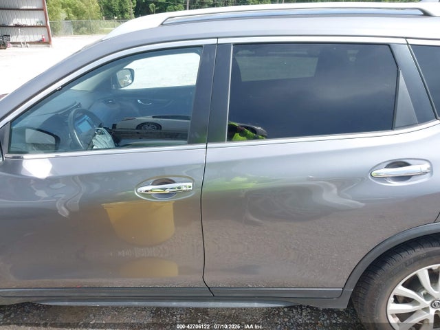 Nissan ROGUE SV 2019 KNMAT2MT7KP553461 Image 14