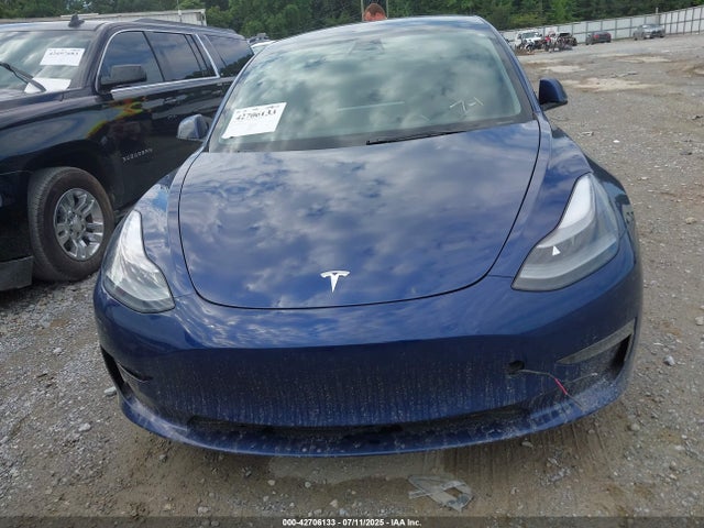 Tesla 2022 2022 5YJ3E1EBXNF163570 Image 12